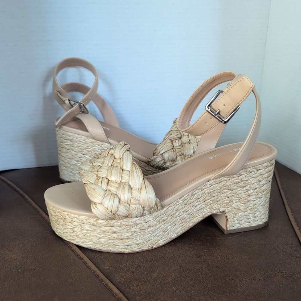 Marc Fisher Steel Platform Sandal, Women's Size 10M, Light Natural New - Picture 3 of 15